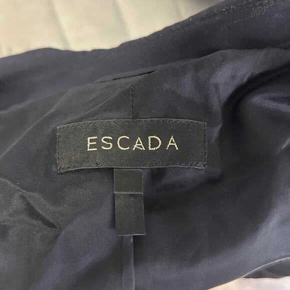 Escada Blazer Black Gold Buttons 2 Button Closure New Wool Jacket 38 Classic - Picture 7 of 9